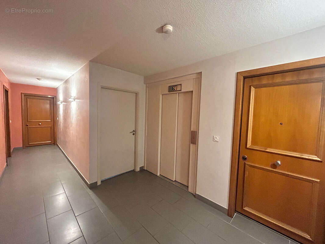 Appartement à NIMES