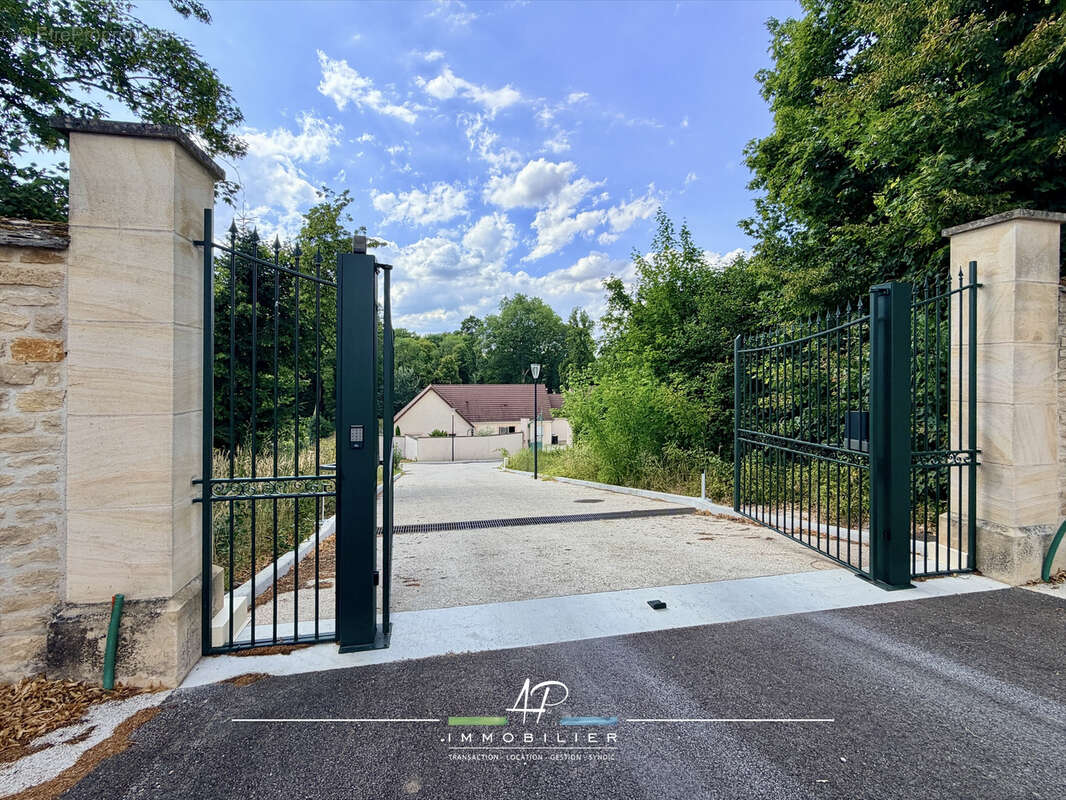 Terrain à bâtir de 2972m2 libre de constructeur - Arceau 21310 - photo 2