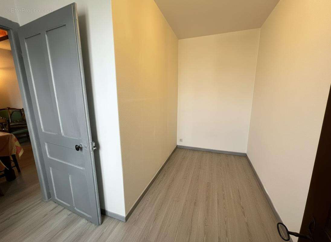 Appartement à VOUJEAUCOURT