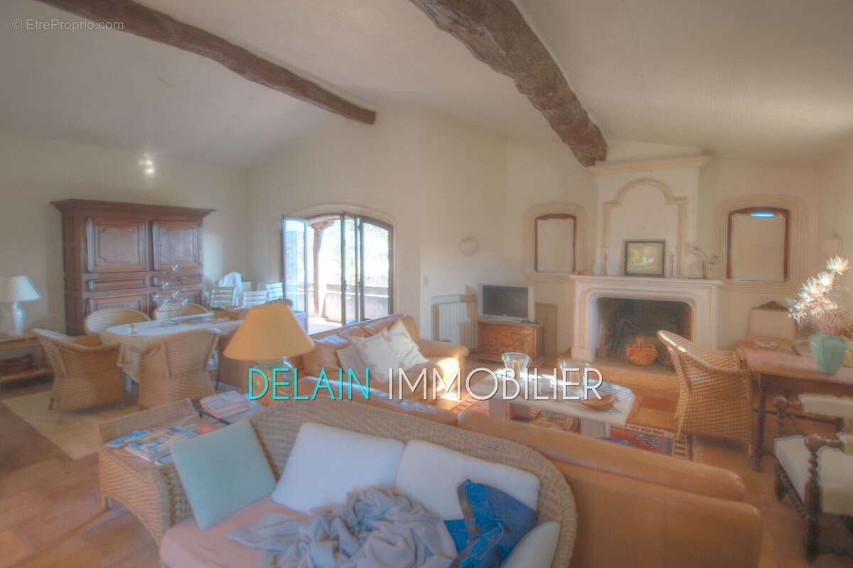 Maison à LA COLLE-SUR-LOUP