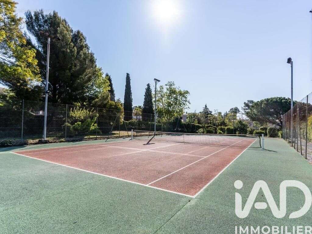Photo 2 - Appartement à LA LONDE-LES-MAURES