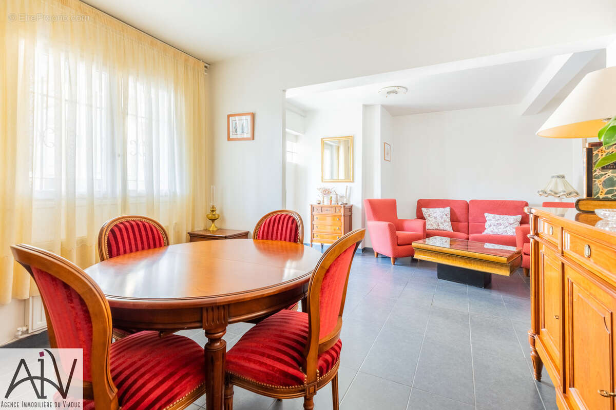 Maison à SAVIGNY-SUR-ORGE