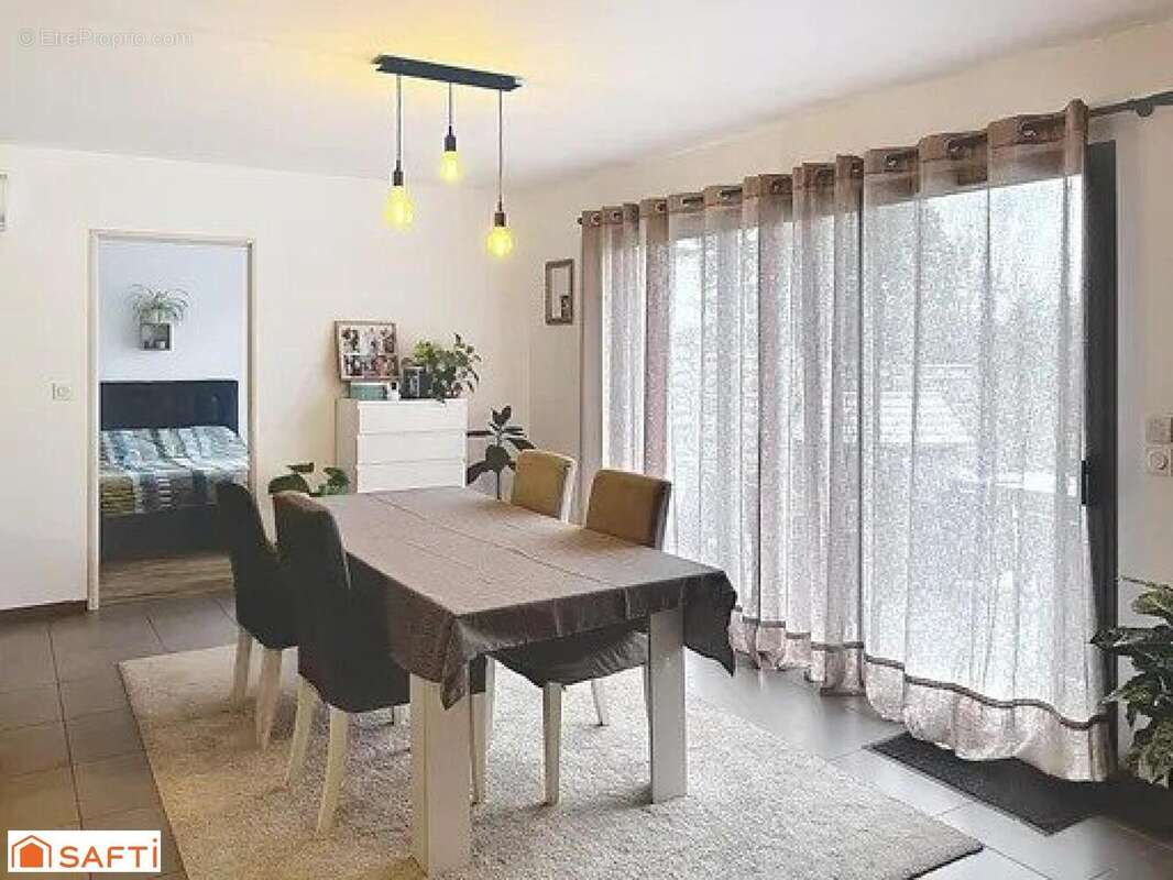 Maison 126 m² à Dierre  - photo 4