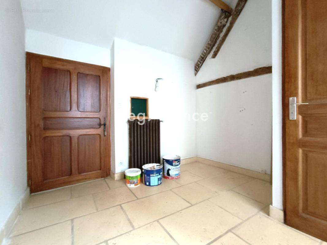 Maison 7 pièces 172 M² - photo 2