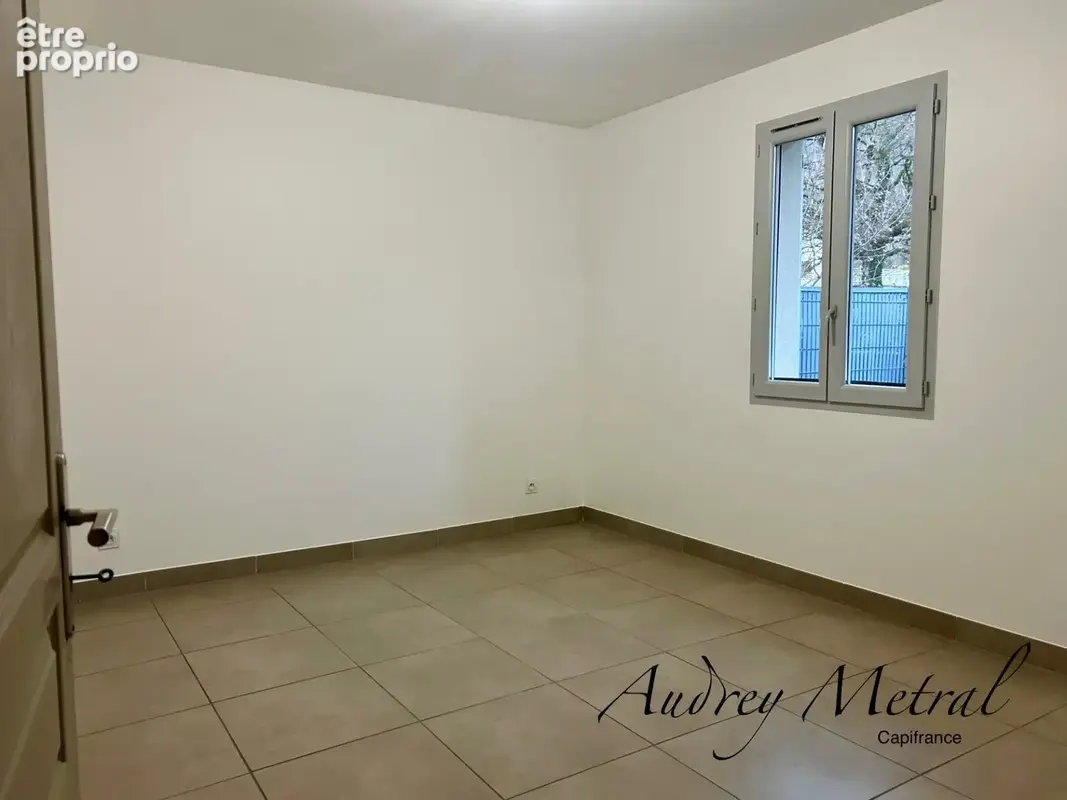 Maison de plain-pied à vendre à CULOZ (01) - photo 8