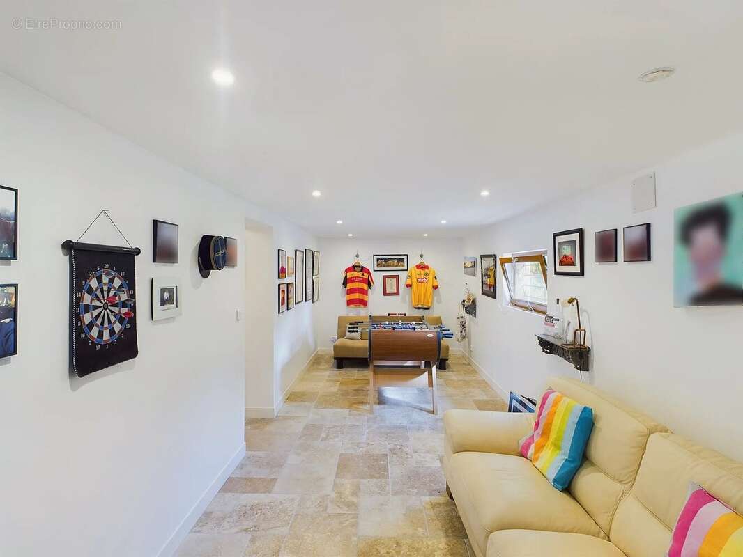 Maison à TOMBEBOEUF