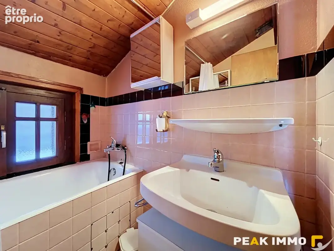 Ferme de pays composée de 5 appartements et terrains attenants 484,42 m2 utiles - LES HOUCHES - photo 15