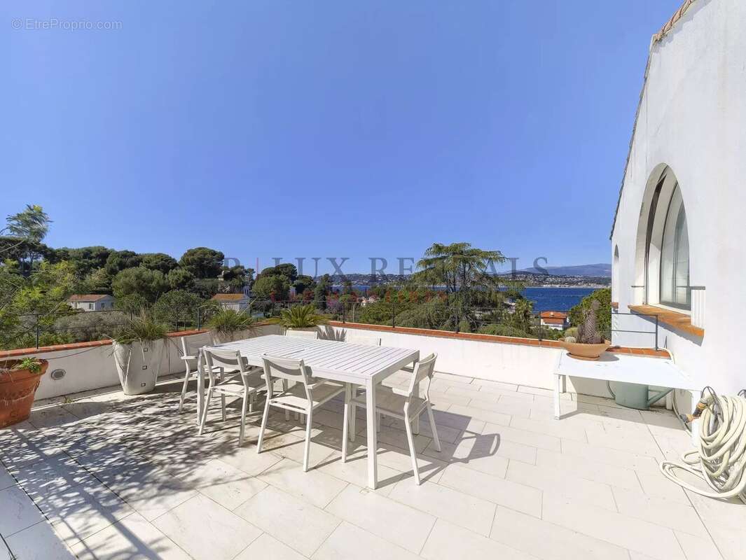 Maison à ANTIBES