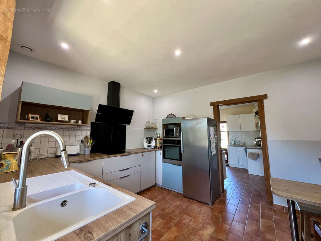 Maison 307 m² à Louhans  - photo 7