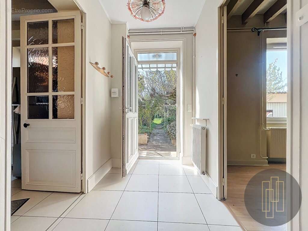 Maison à VILLEFRANCHE-SUR-SAONE