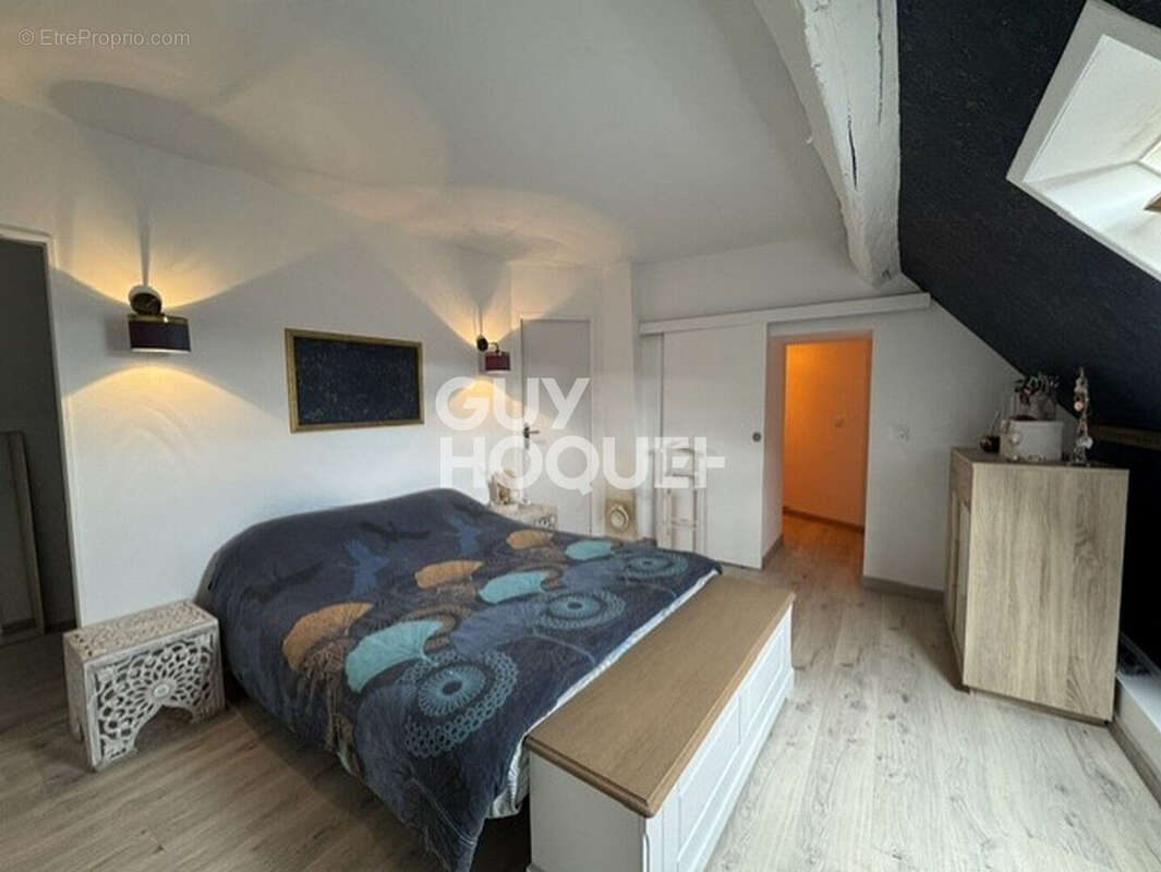 Vente d'une maison 7 pièces à BARBONNE FAYEL - photo 4
