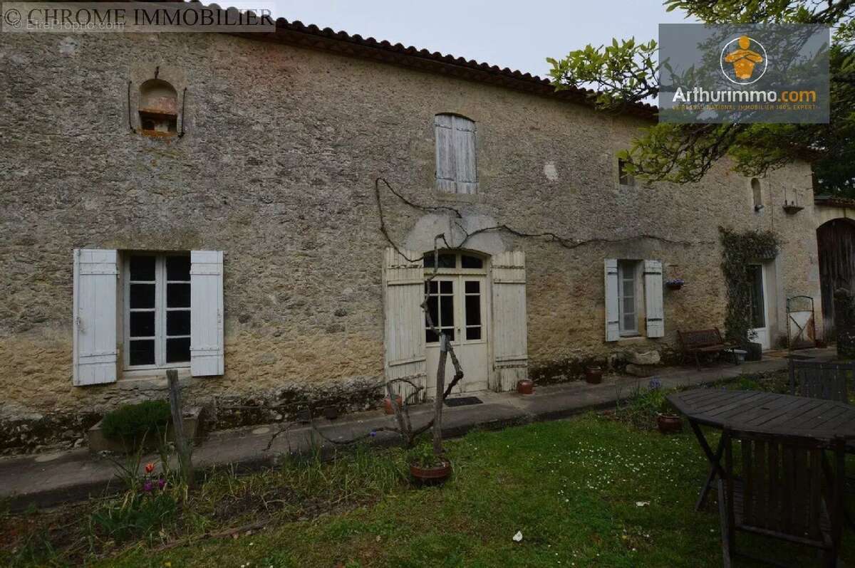 Maison à PELLEGRUE