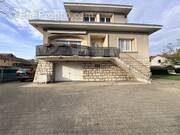 Maison à LA TOUR-DU-PIN