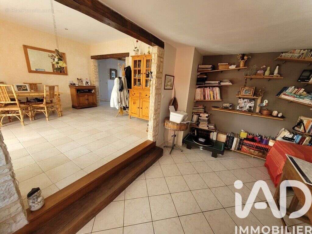 Photo 3 - Maison à SAINT-AUBIN-LE-CLOUD