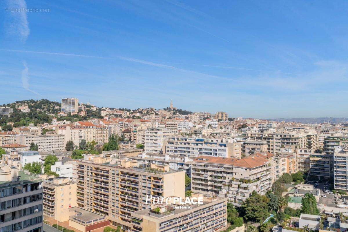 Appartement à MARSEILLE-8E