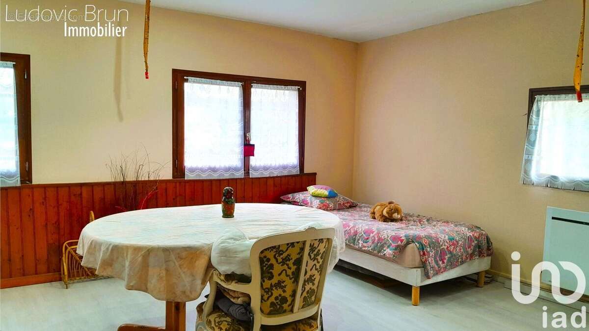 Photo 8 - Maison à CHAMBEUGLE