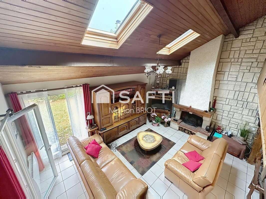 Photo 2 - Maison à ERAGNY