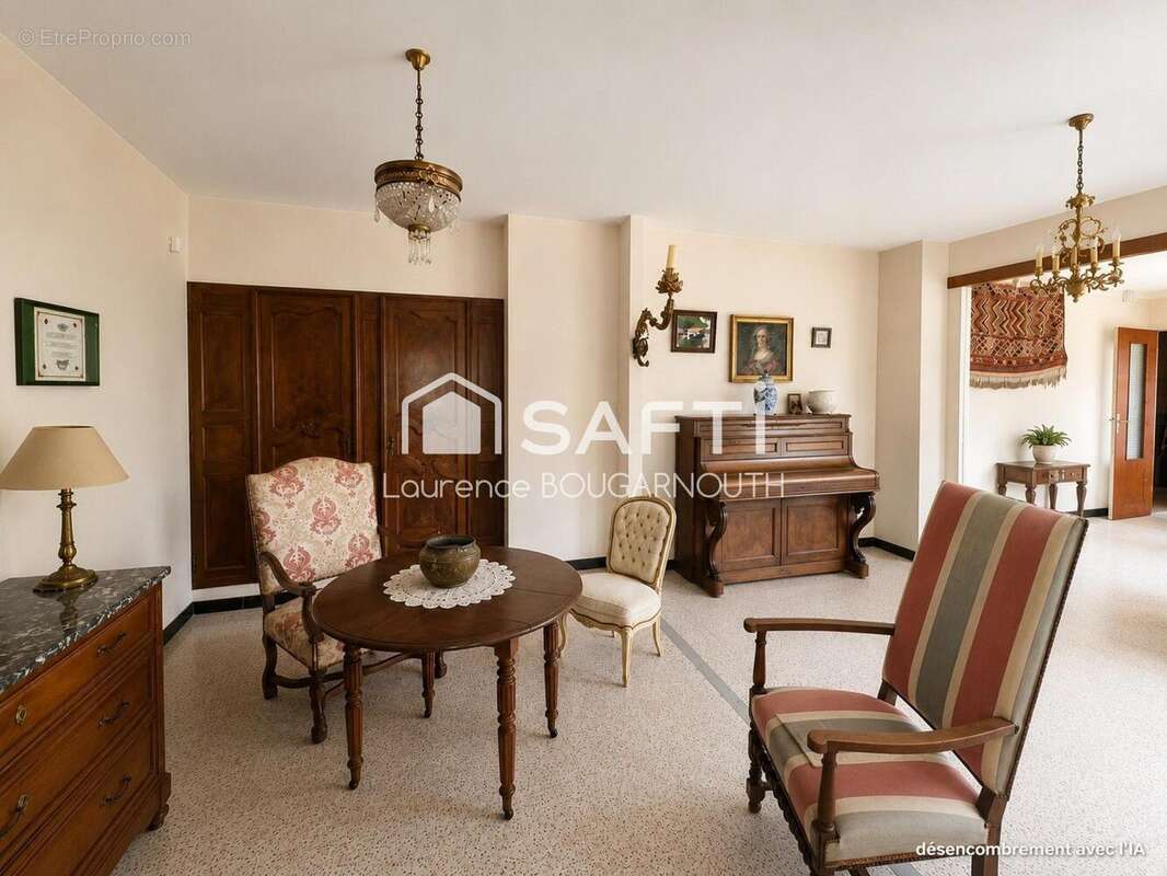 Maison 137 m² à Cavillargues  - photo 4