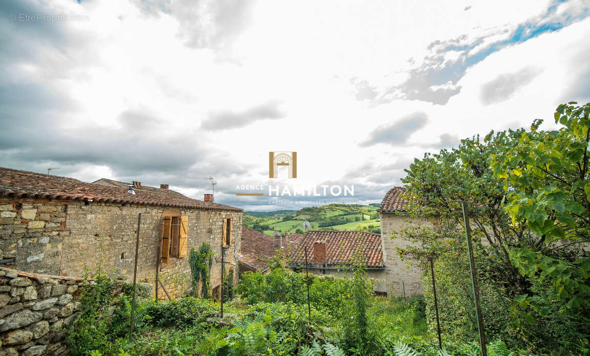 Maison avec jardin pres de la porte de l'horloge - photo 15