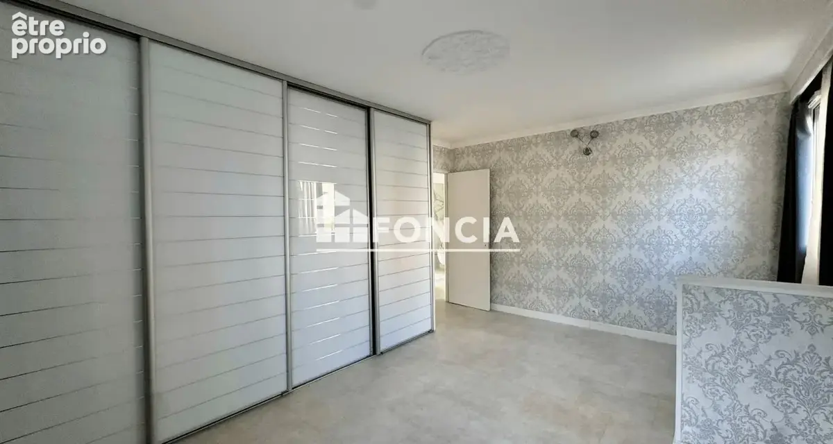 Appartement T4 centre ville - photo 7