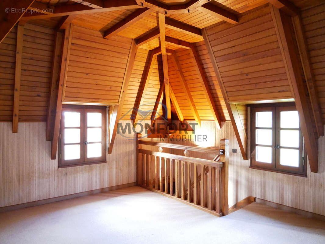 Maison 4 chambres avec jardin et dépendance - photo 7