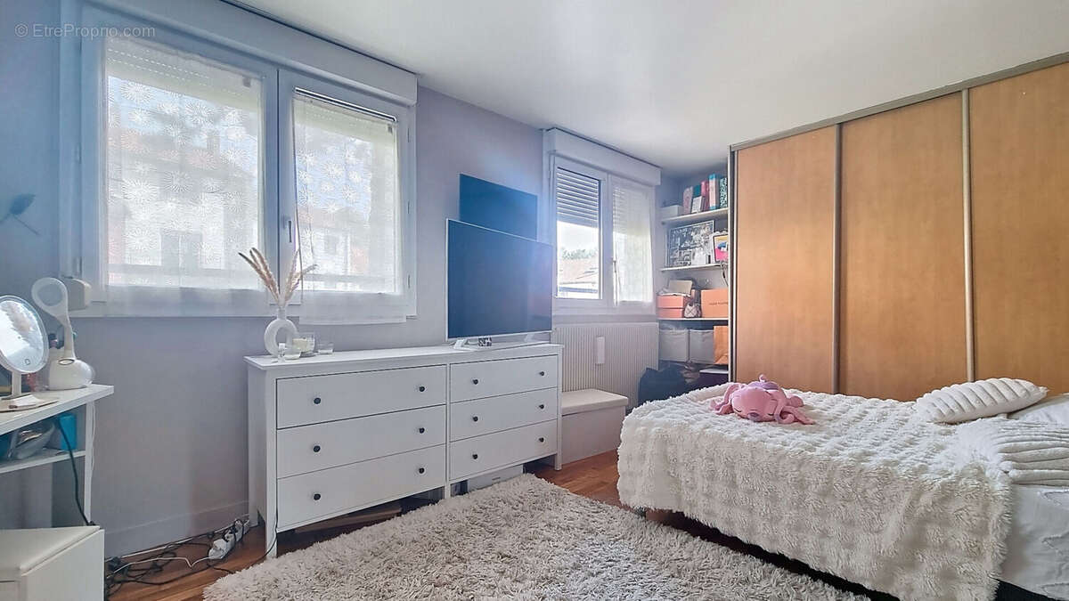 Maison à ROSNY-SOUS-BOIS