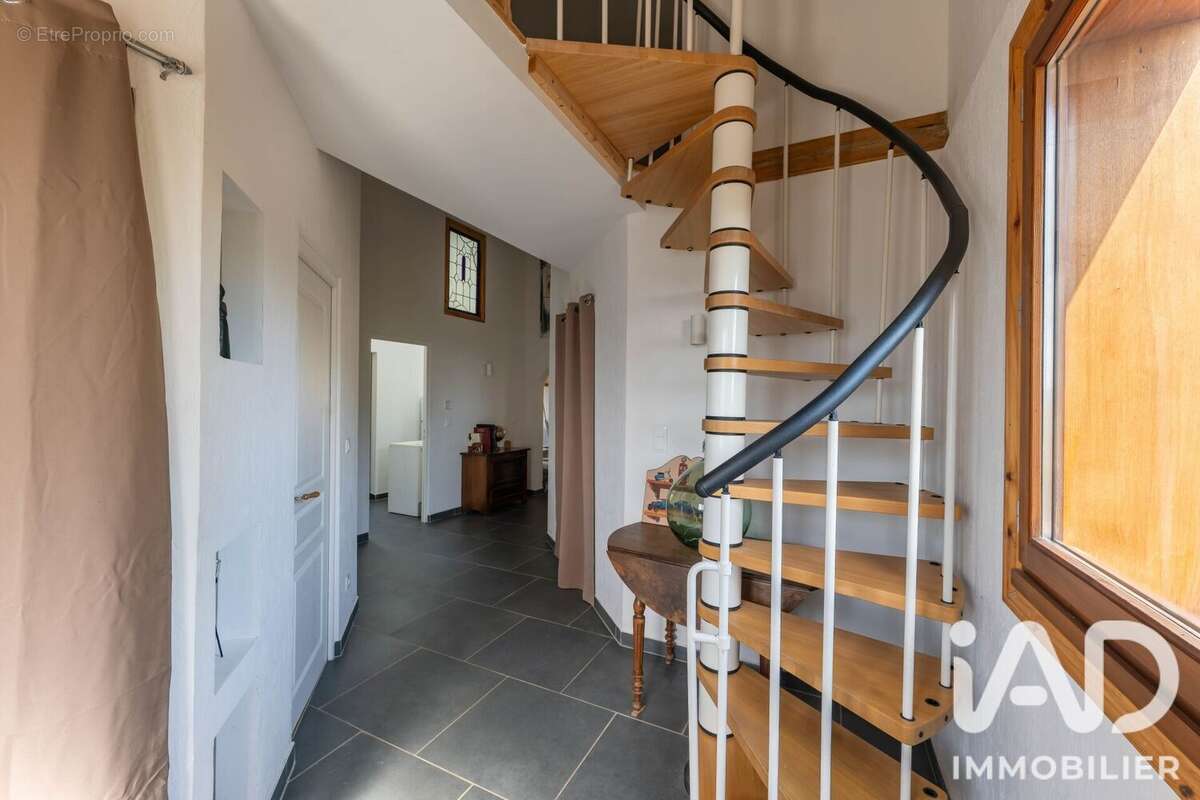 Maison 102 m² à Leotoing  - photo 8