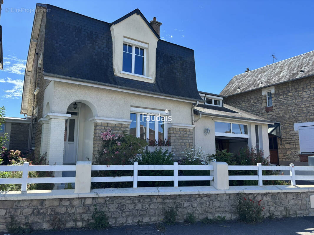 Maison à ISIGNY-SUR-MER