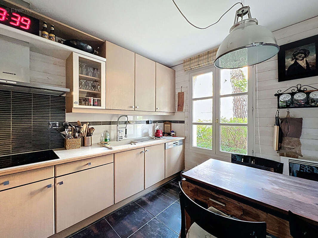 Maison à RUEIL-MALMAISON