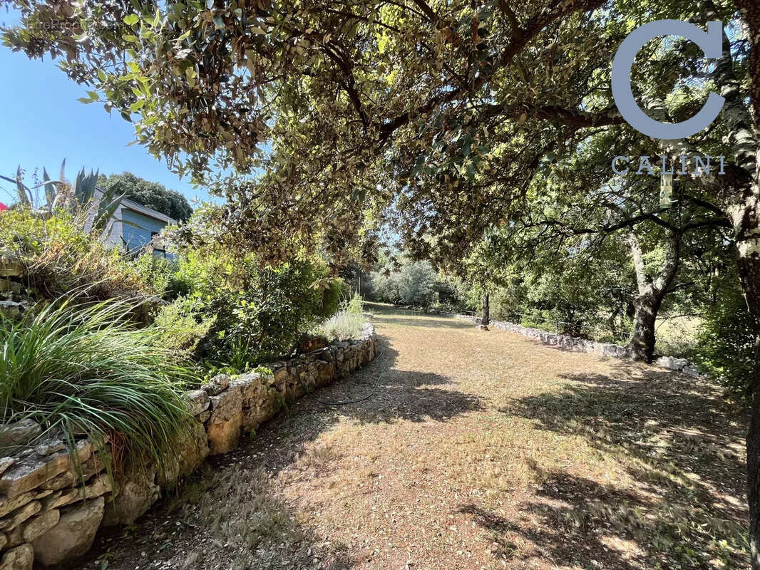 Maison à GARRIGUES-SAINTE-EULALIE