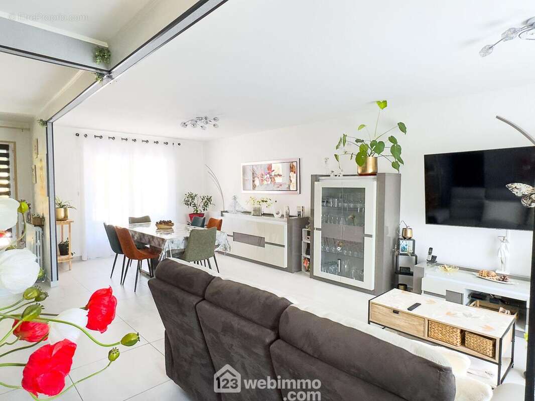 Maison 98 m² à Cholet  - photo 2