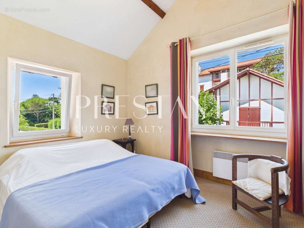 Maison de ville avec extérieur - photo 14