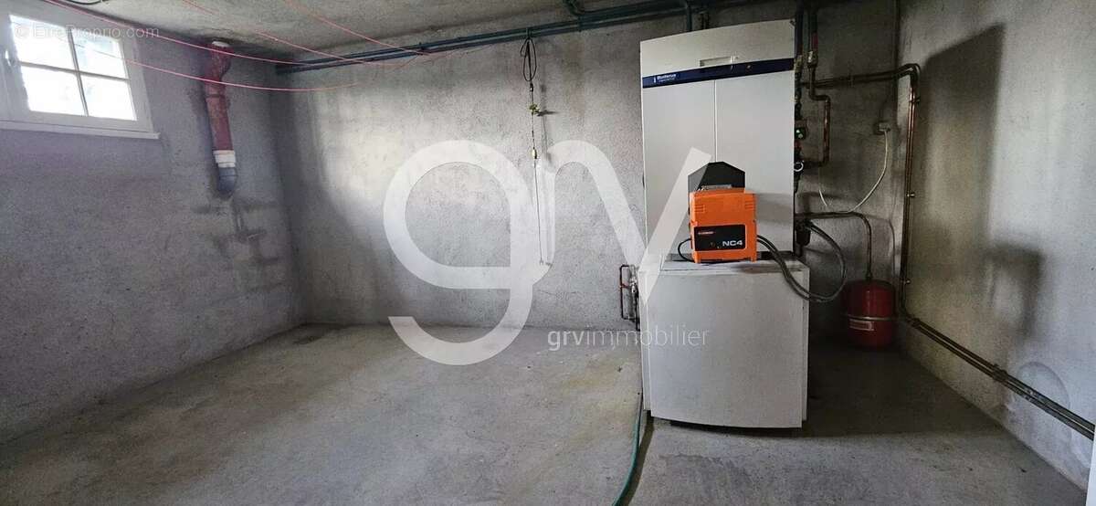 Maison à LAFEUILLADE-EN-VEZIE