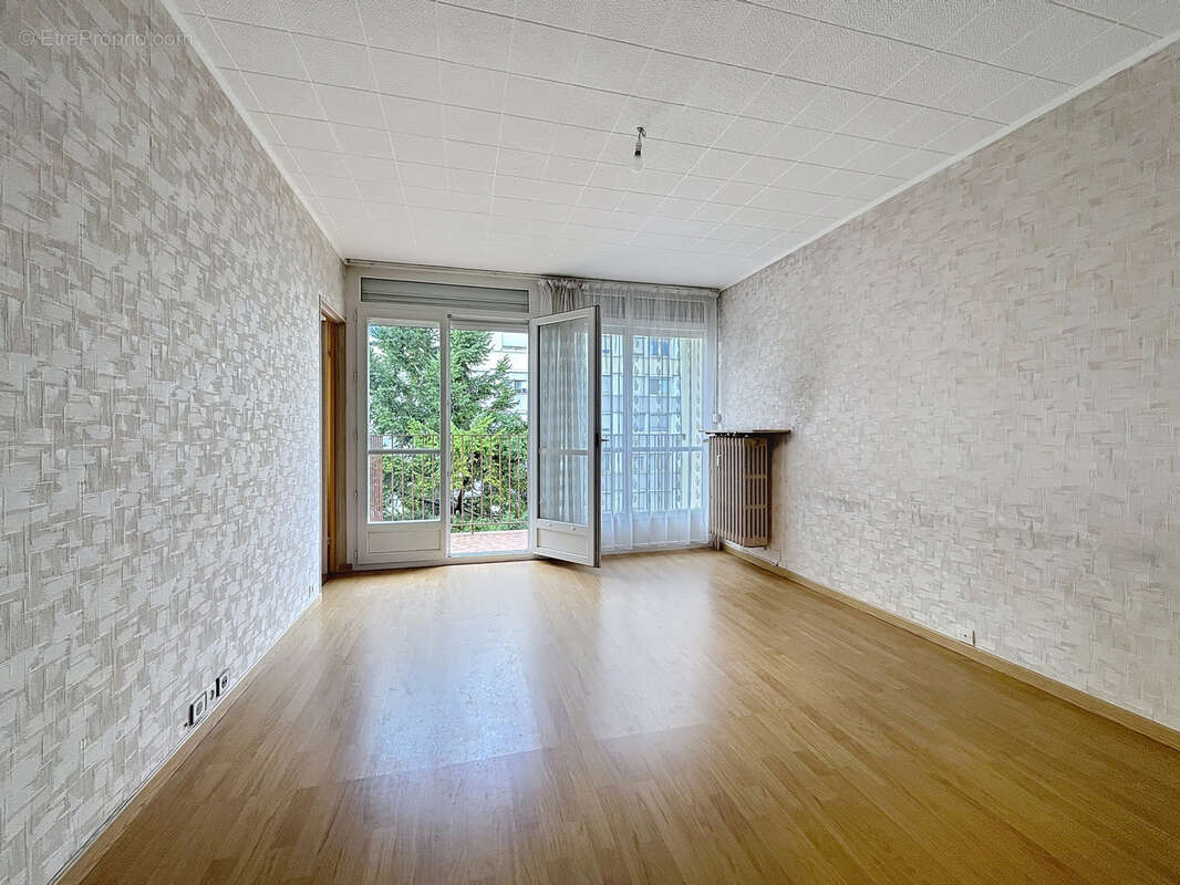 Appartement à CHENOVE