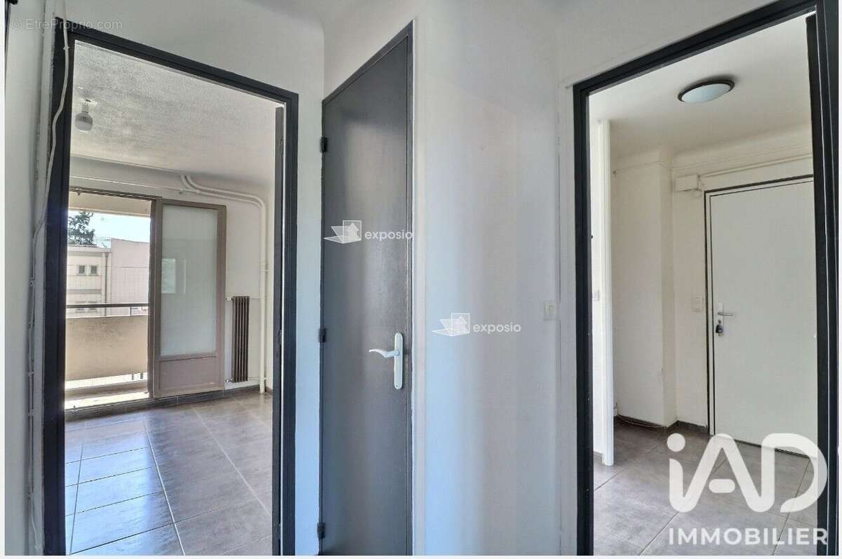 Photo 8 - Appartement à MARSEILLE-9E