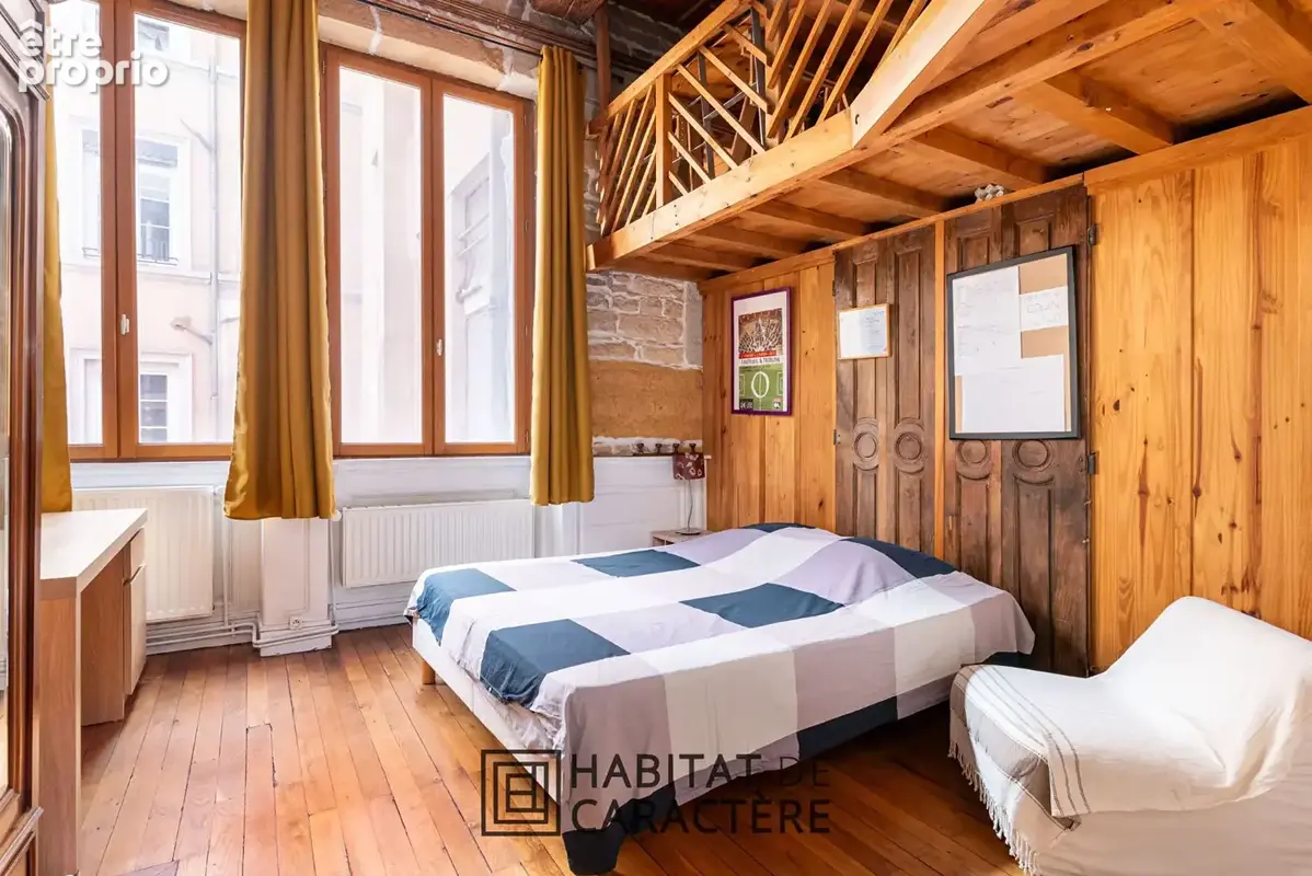 Lyon 1- Appartement familial en duplex . - photo 11