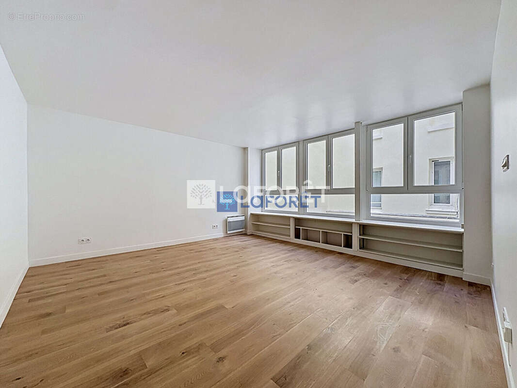 Appartement à SURESNES
