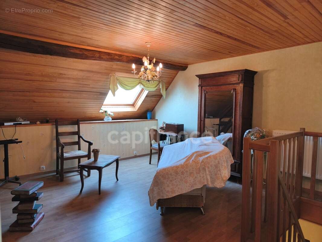 Ensemble immobilier VILLERS AUX BOIS (51130) - photo 9