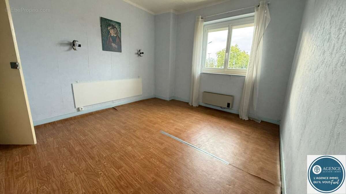 Maison à SAINT-MAURICE-L'EXIL