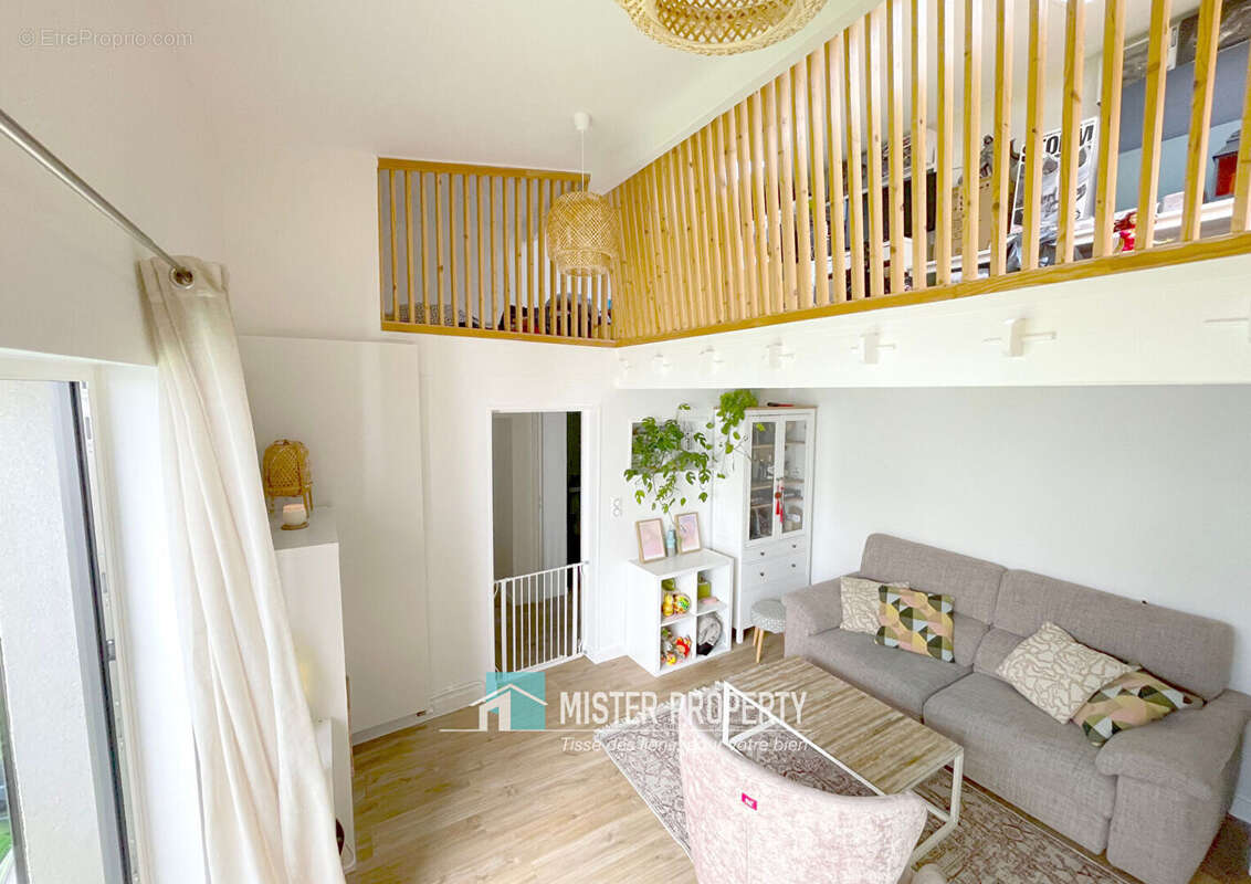 Maison à SARTROUVILLE