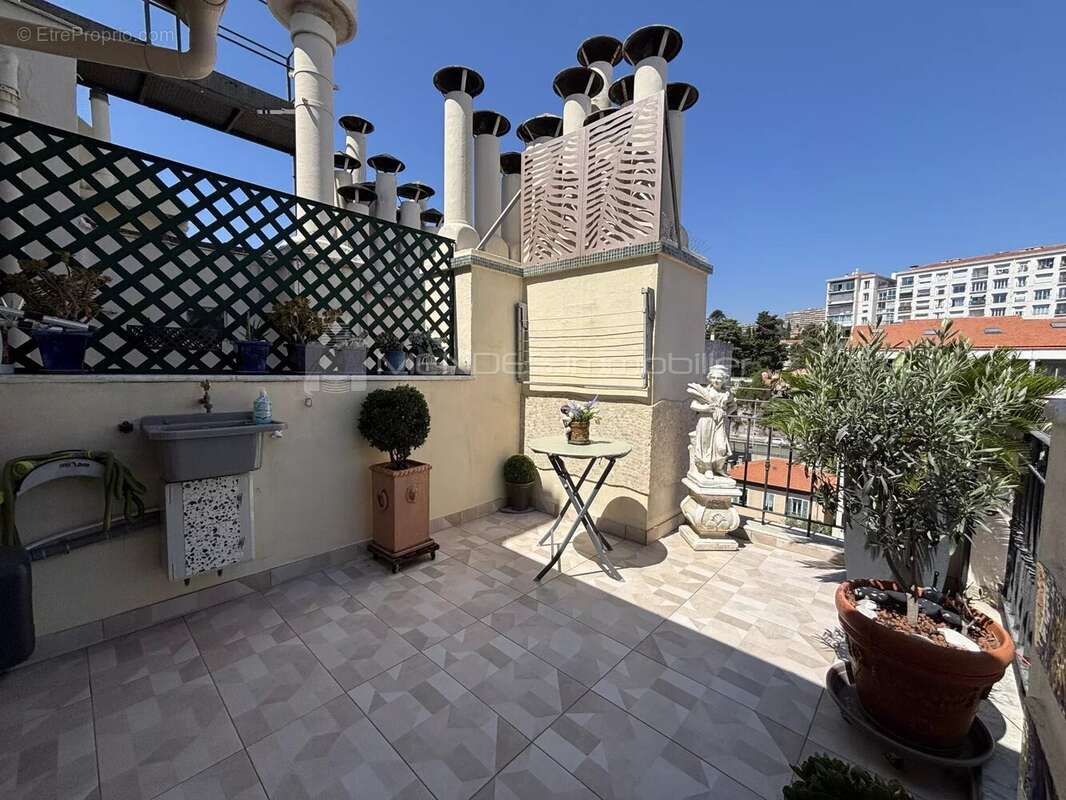 Exceptionnel dernier étage — appartement trois pièces vue mer panoramique, promenade des anglais - photo 19
