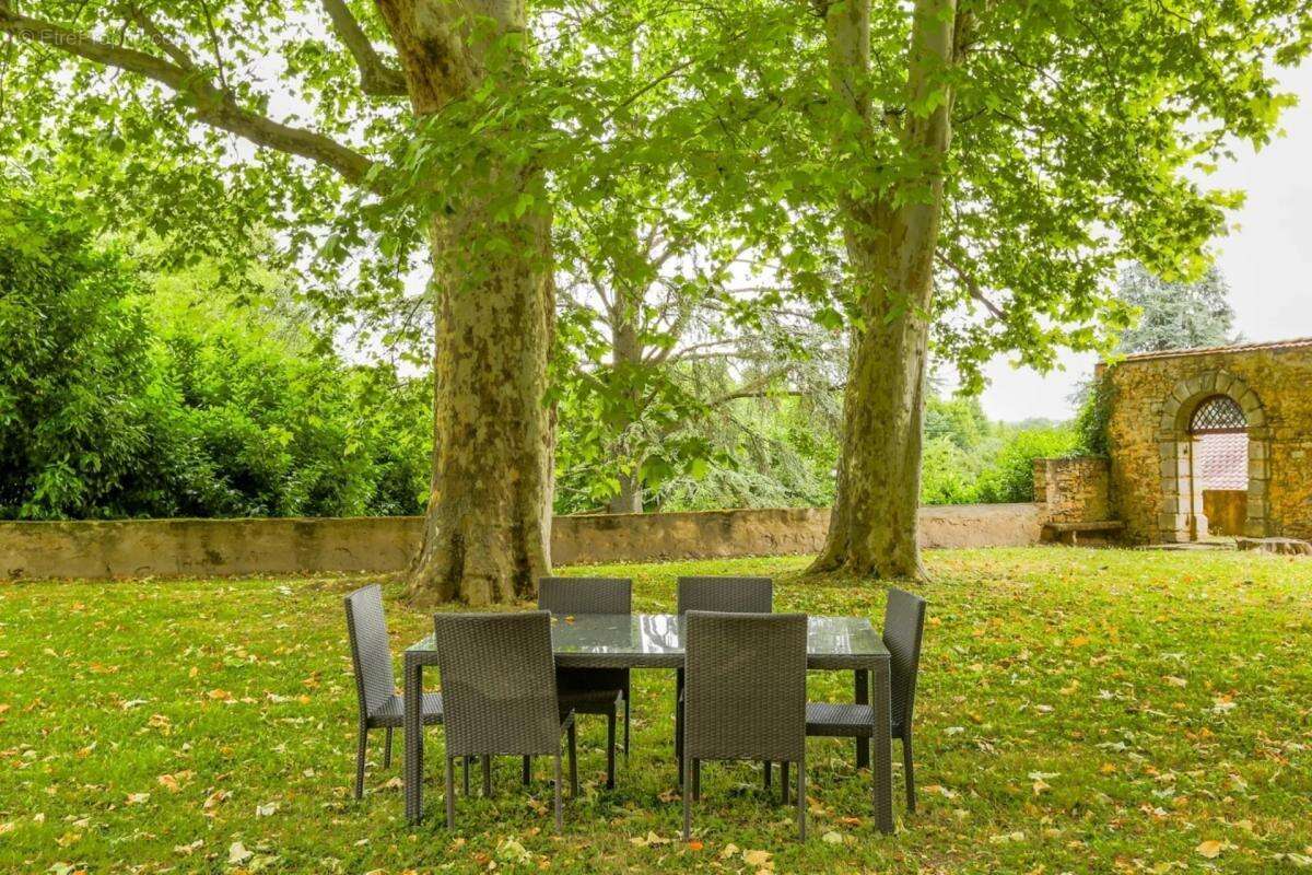 Appartement de caractère T4 de 125 m² à Collonges-au-Mont-d'Or - photo 4