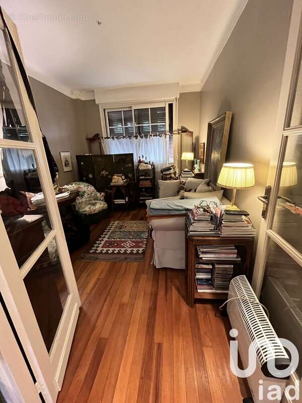 Photo 2 - Appartement à NEUILLY-SUR-SEINE