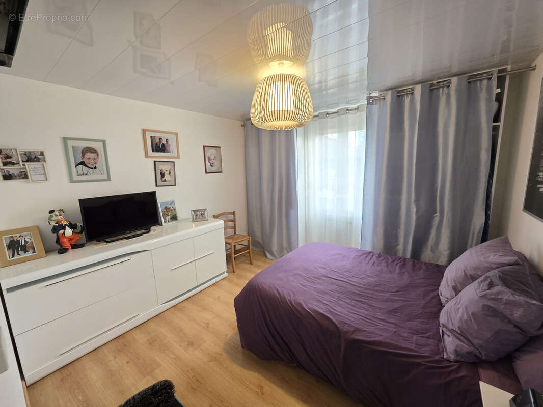 Maison à CHEMILLY-SUR-YONNE