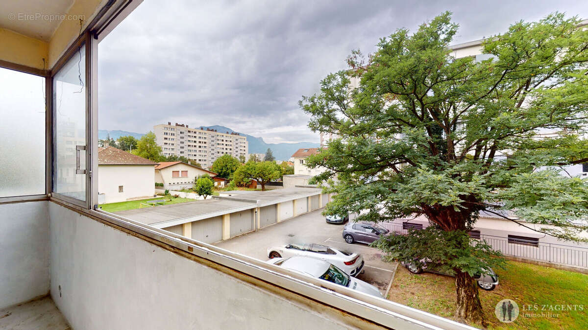 Appartement à SAINT-MARTIN-D&#039;HERES