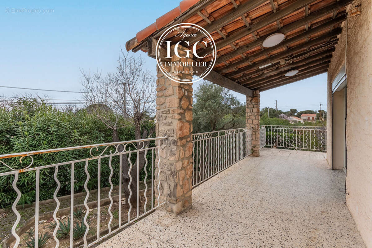 Maison à SAUSSET-LES-PINS