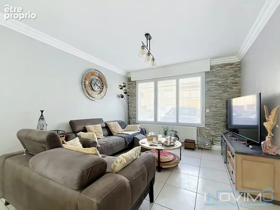 Maison 6 pièces 112 m² à vendre à Cappelle-La-Grande (59180) - photo 2