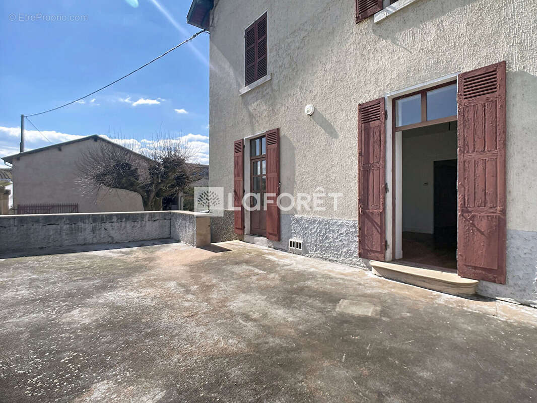 Appartement à BELLEVILLE