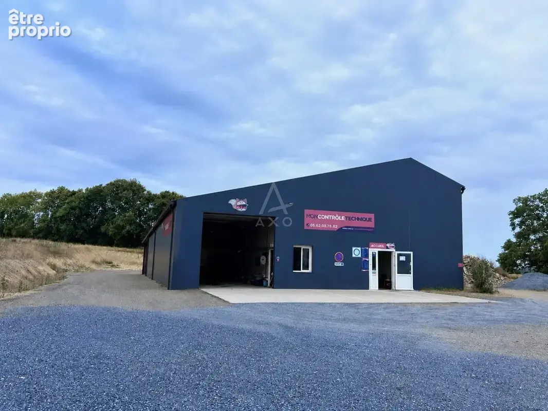 Commerce à LE HOUGA