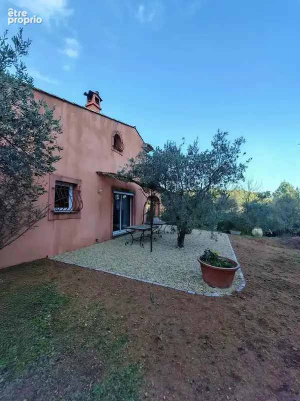 Belle demeure de charme, matériaux de qualité avec grand terrain - photo 37